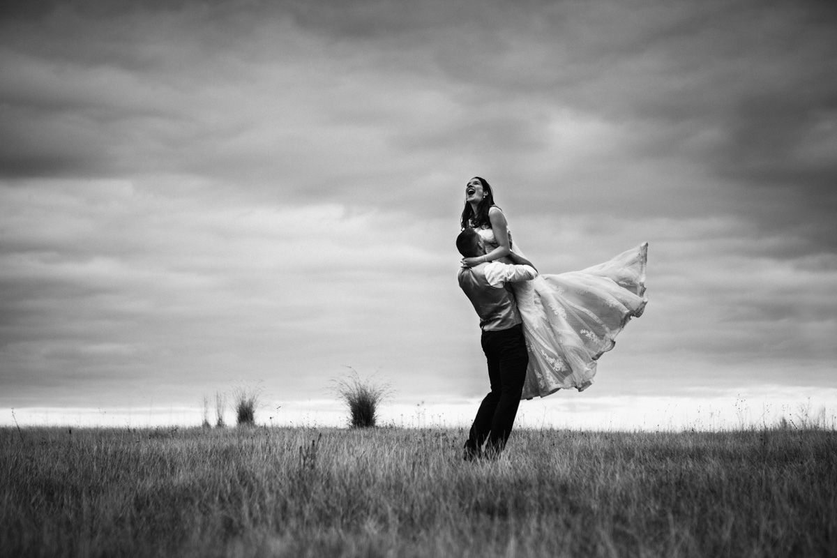 Lee más sobre el artículo Sesión de fotos de post boda: Momentos especiales tras el gran día