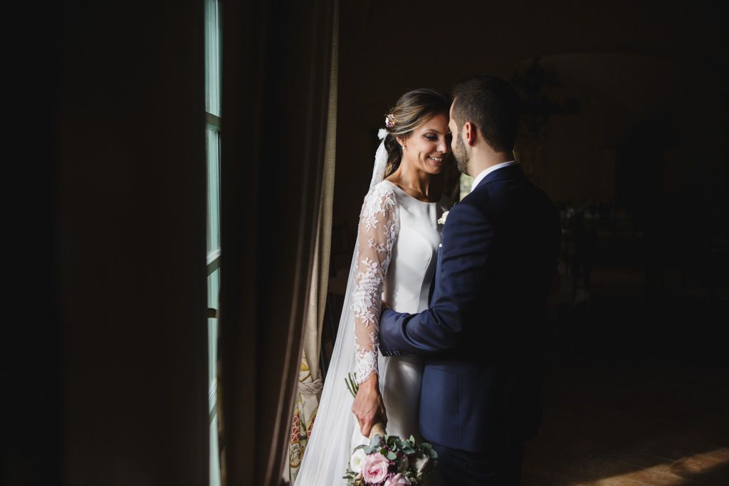 Boda en San Nicolas y El Capricho, pareja