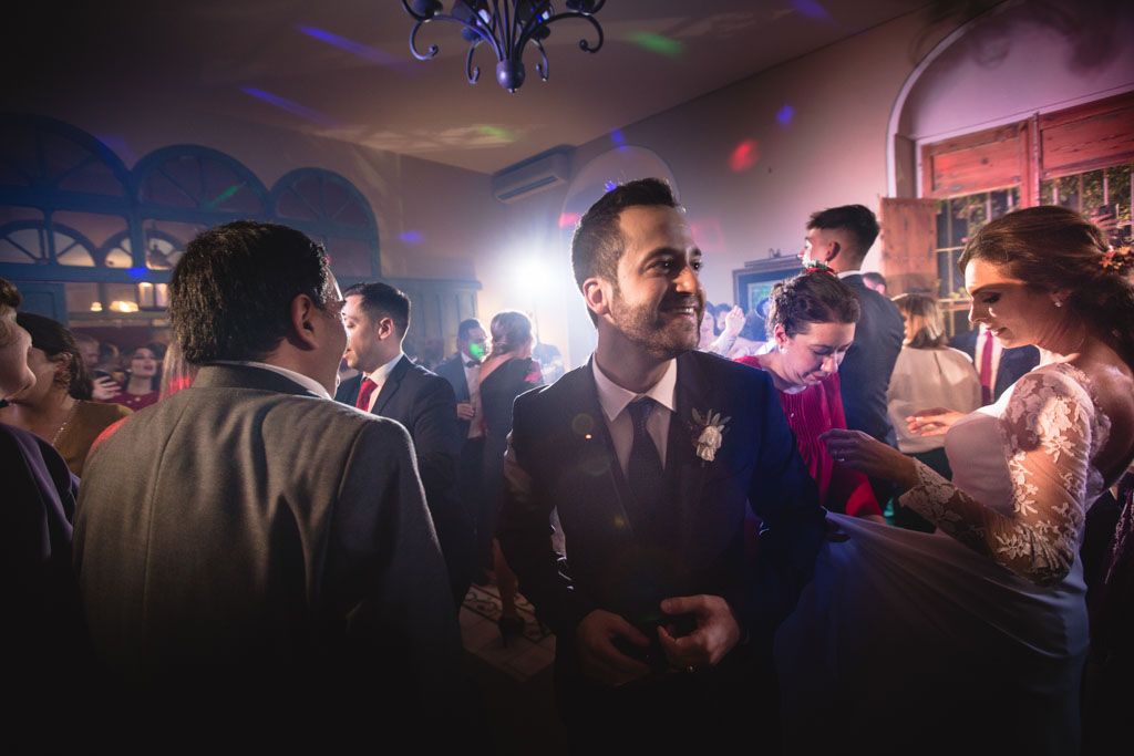 Boda en San Nicolas y El Capricho, baile del novio