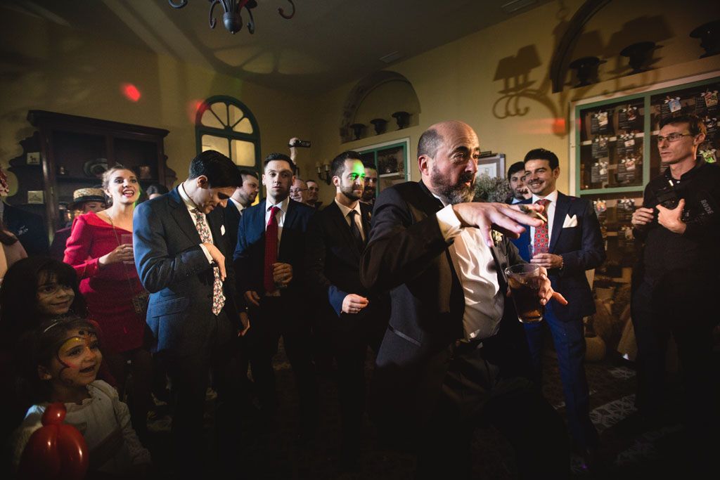 Boda en San Nicolas y El Capricho, baile padre del novio