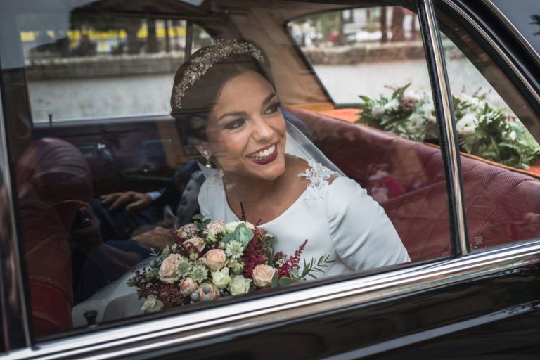 Lee más sobre el artículo Fotografía de bodas en Córdoba, fotos naturales y sin posar