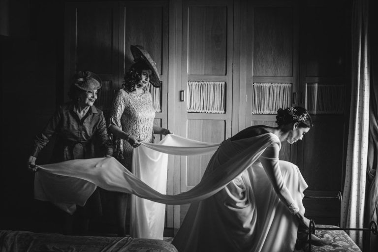 Lee más sobre el artículo Reportaje de Boda en San Pedro y el Parador de La Arruzafa
